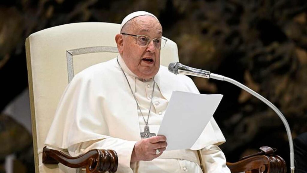 Pope Francis Hospitalised With Bronchitis – Vatican